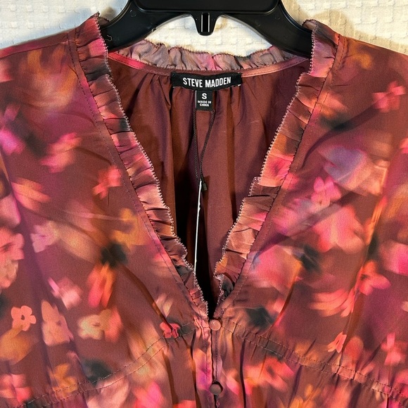 NEW Steve Madden Top M Hollis Pink Multicolor Muted Peplum Bishop Sleeves Button - Picture 6 of 11